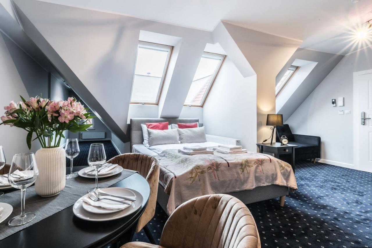 Serenity Aparthotels - Old Town Poznan By Friendly Apartments ภายนอก รูปภาพ