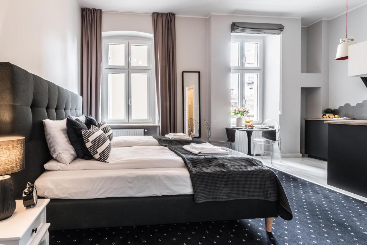 Serenity Aparthotels - Old Town Poznan By Friendly Apartments ภายนอก รูปภาพ