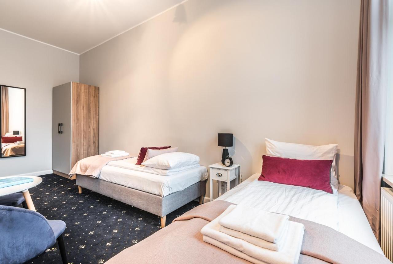Serenity Aparthotels - Old Town Poznan By Friendly Apartments ภายนอก รูปภาพ