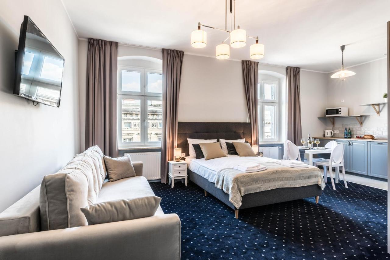 Serenity Aparthotels - Old Town Poznan By Friendly Apartments ภายนอก รูปภาพ