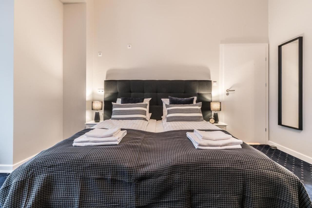 Serenity Aparthotels - Old Town Poznan By Friendly Apartments ภายนอก รูปภาพ