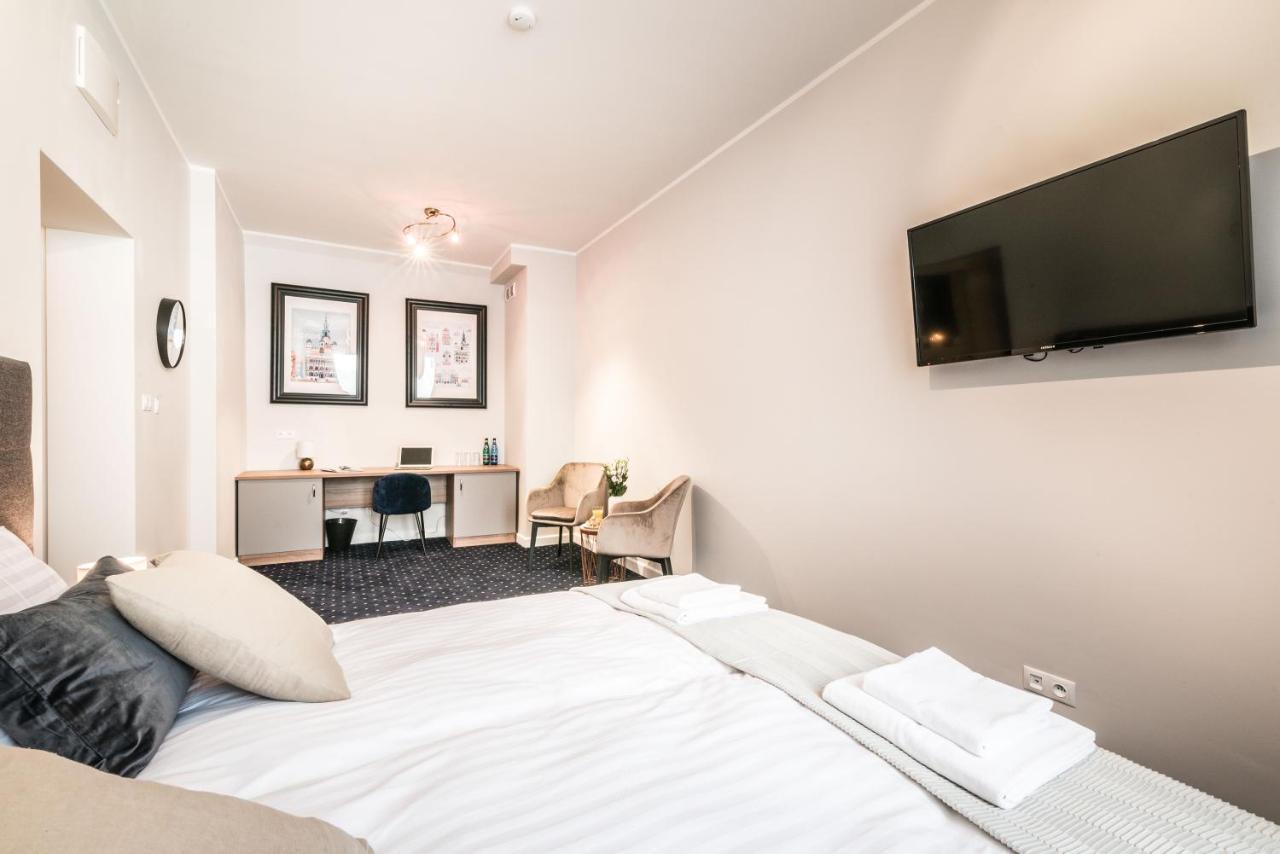Serenity Aparthotels - Old Town Poznan By Friendly Apartments ภายนอก รูปภาพ