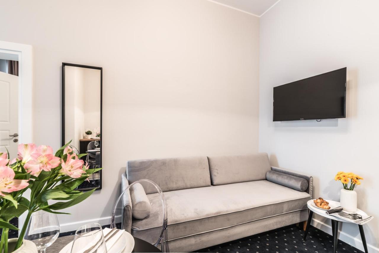 Serenity Aparthotels - Old Town Poznan By Friendly Apartments ภายนอก รูปภาพ