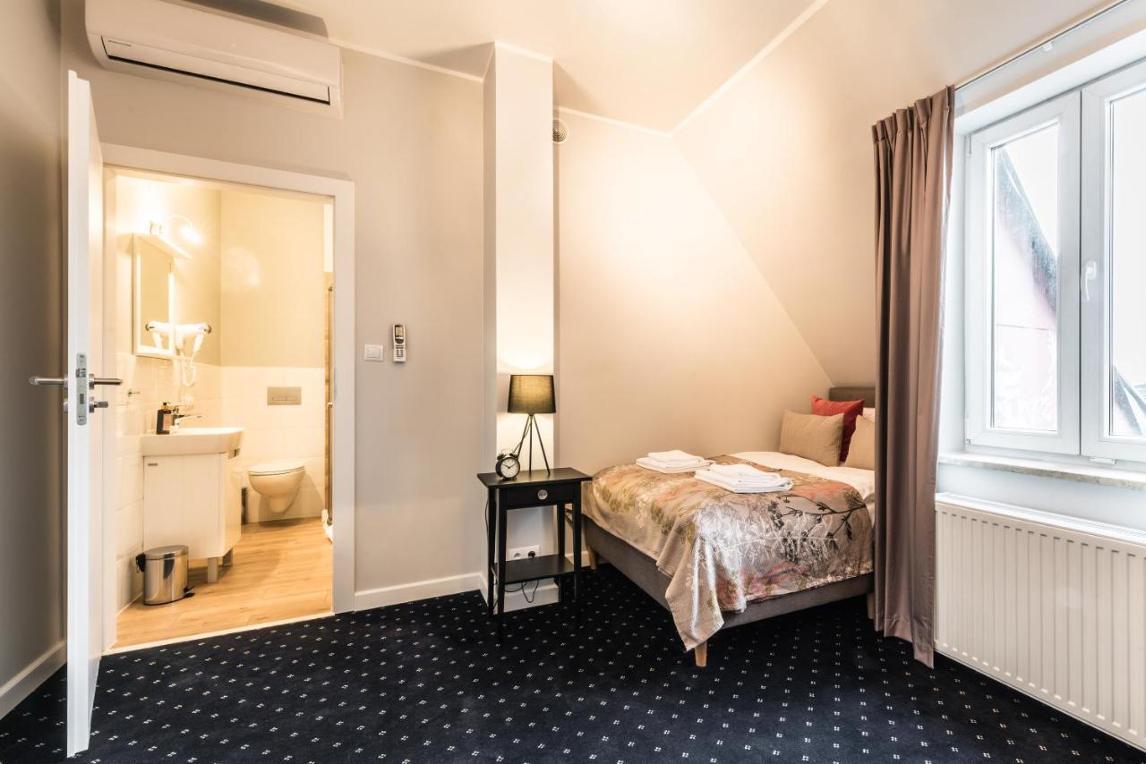 Serenity Aparthotels - Old Town Poznan By Friendly Apartments ภายนอก รูปภาพ