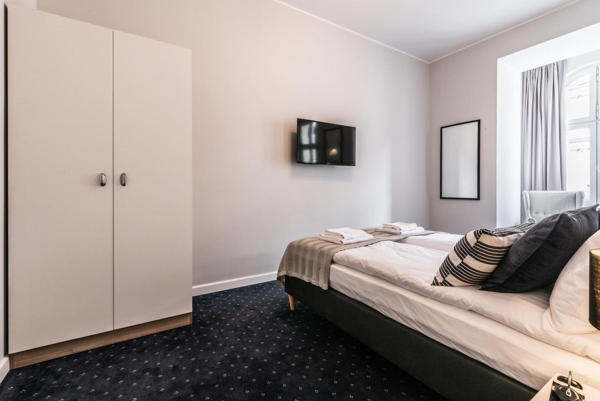 Serenity Aparthotels - Old Town Poznan By Friendly Apartments ภายนอก รูปภาพ