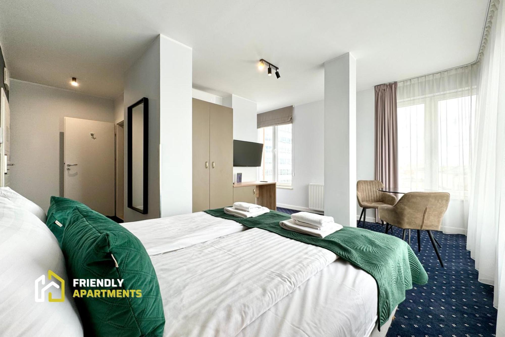 Serenity Aparthotels - Old Town Poznan By Friendly Apartments ภายนอก รูปภาพ
